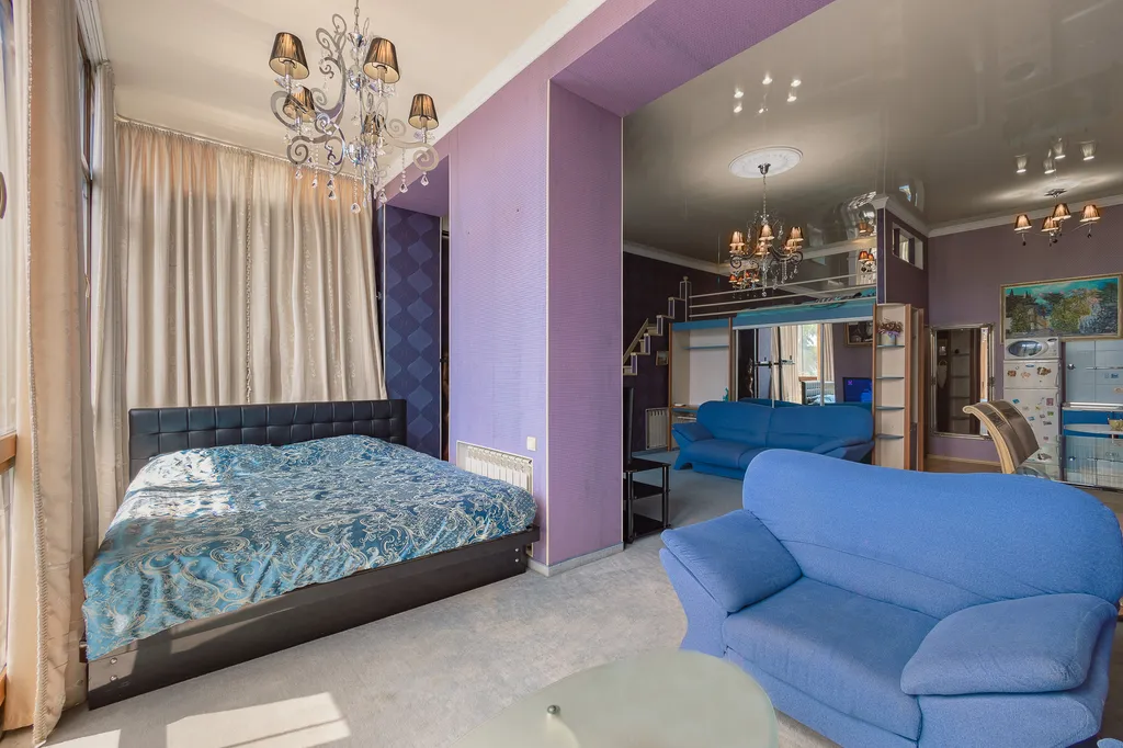 Апартамент с видом на море на набережной Ялты