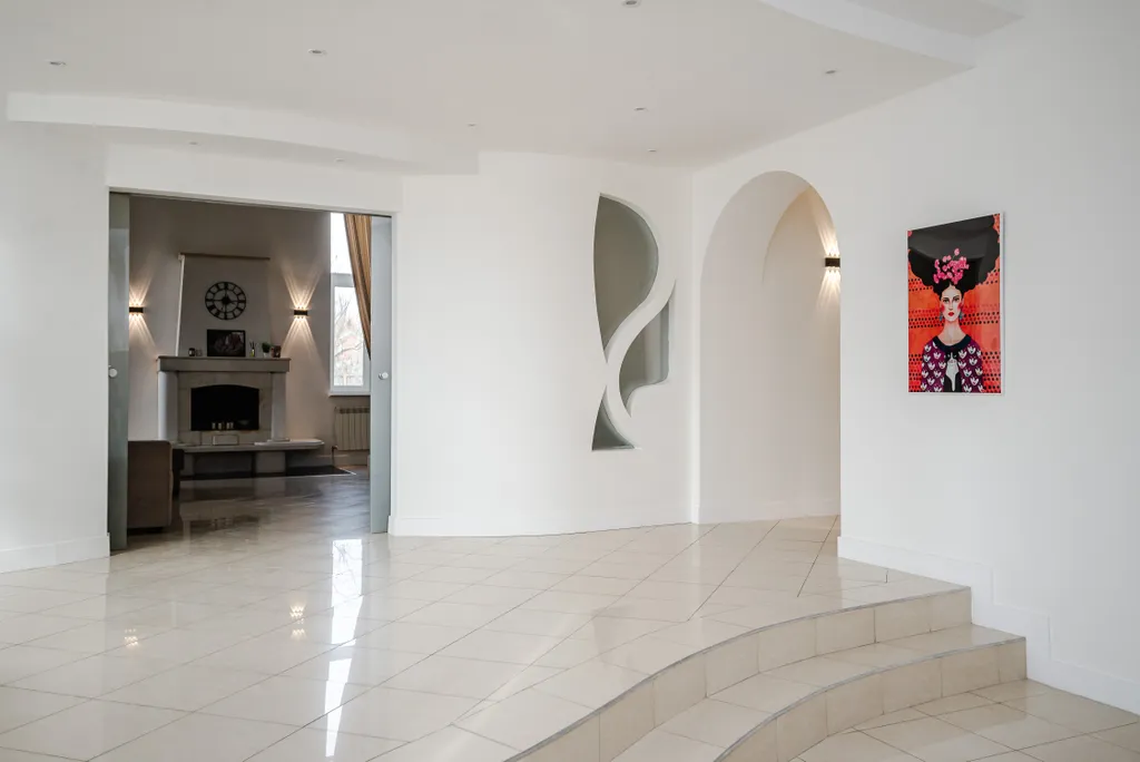 Дом с бассейном и сауной