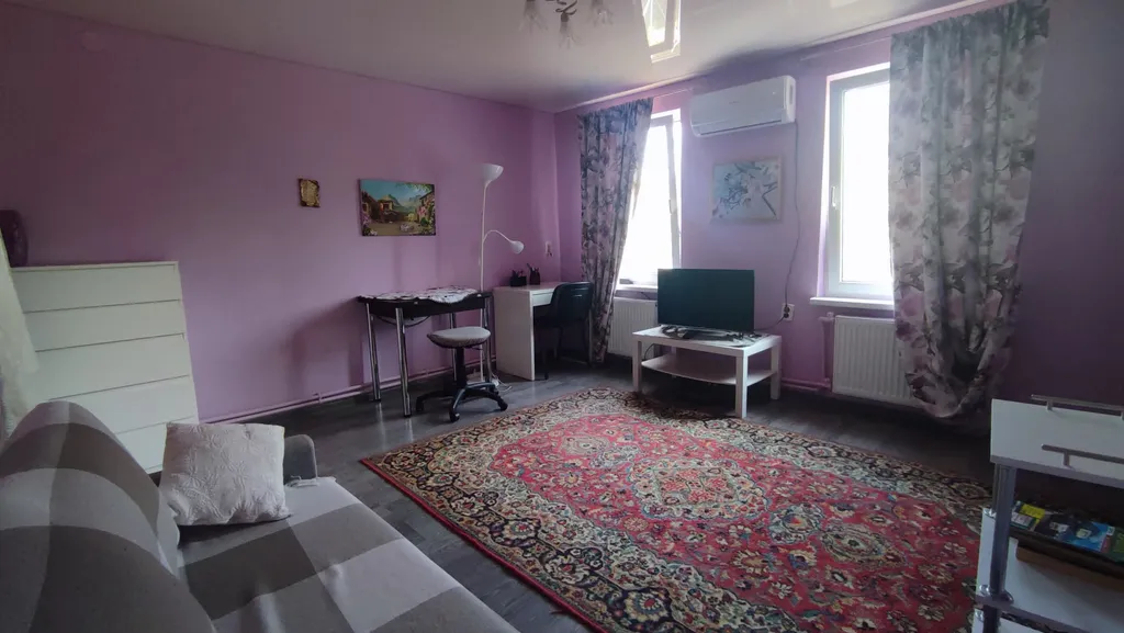 Коттедж Домик для отдыха с двумя спальнями и своим двором — Севастополь