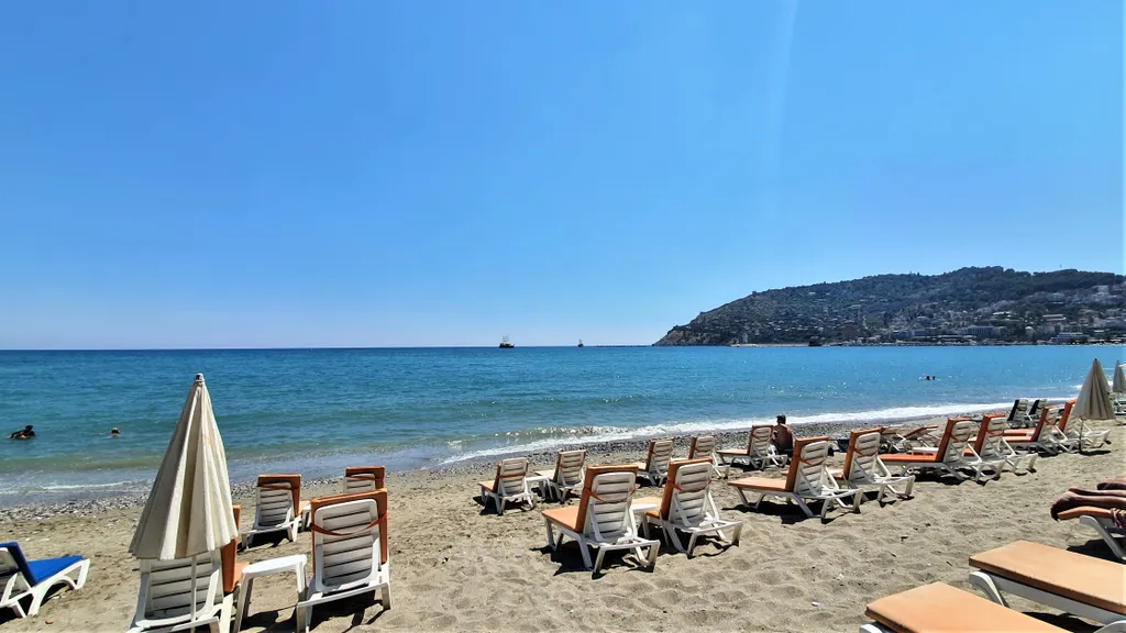 Квартира в самом центре города 100 метрах от моря с отличными видами