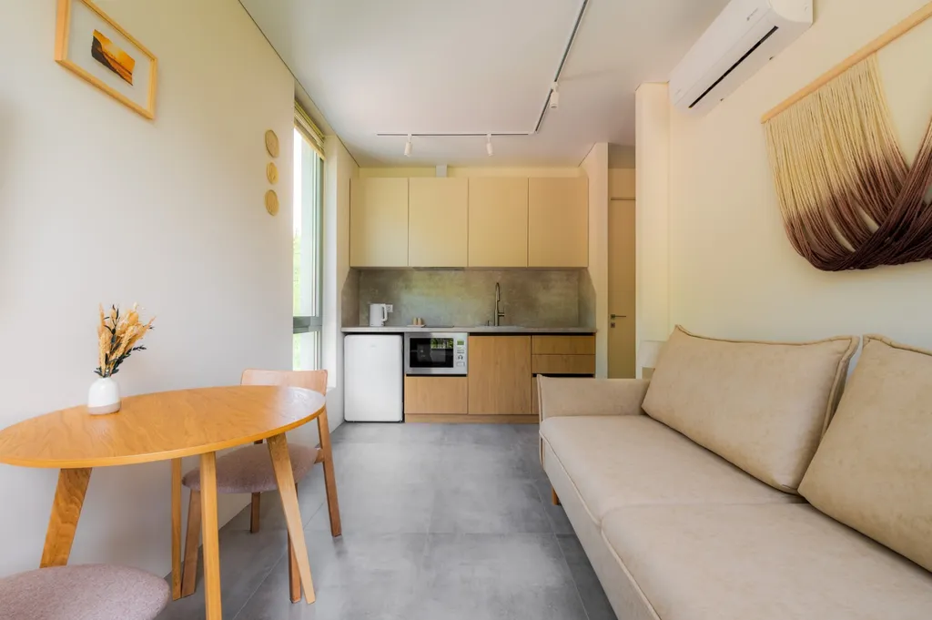 1-е апартаменты с видом на горы и бассейном