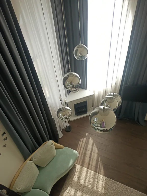 Стильный дом у реки с баней