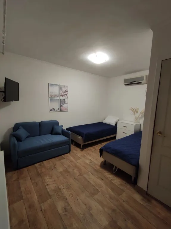 Квартира Современные номера, 1-я береговая линия, интеллигентные хозяева! — аренда посуточно в Цандрыпш