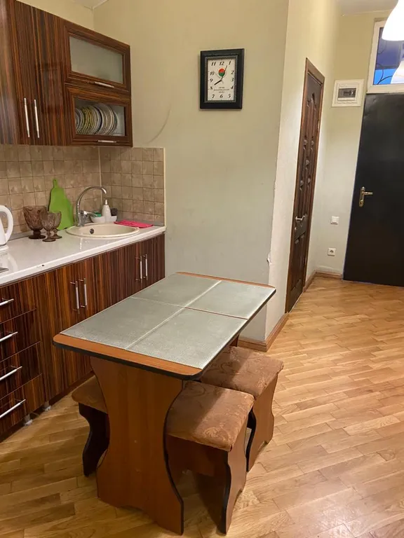 Уютный дом с красивым и вкусным фруктовым садом