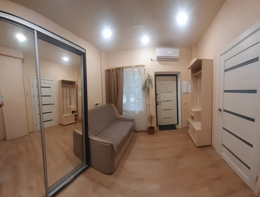 Коттедж с парковкой в 5 минутах от моря