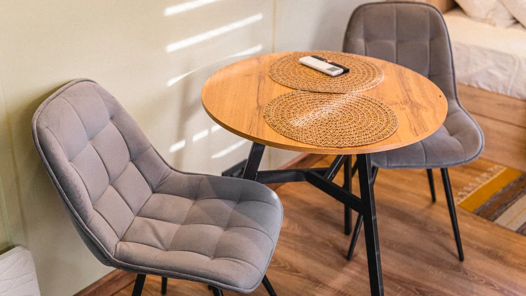 Коттедж Уютный домик в лесу — Новая