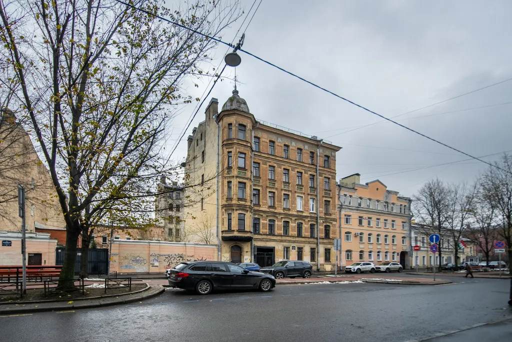 Квартира у Лиговского проспекта