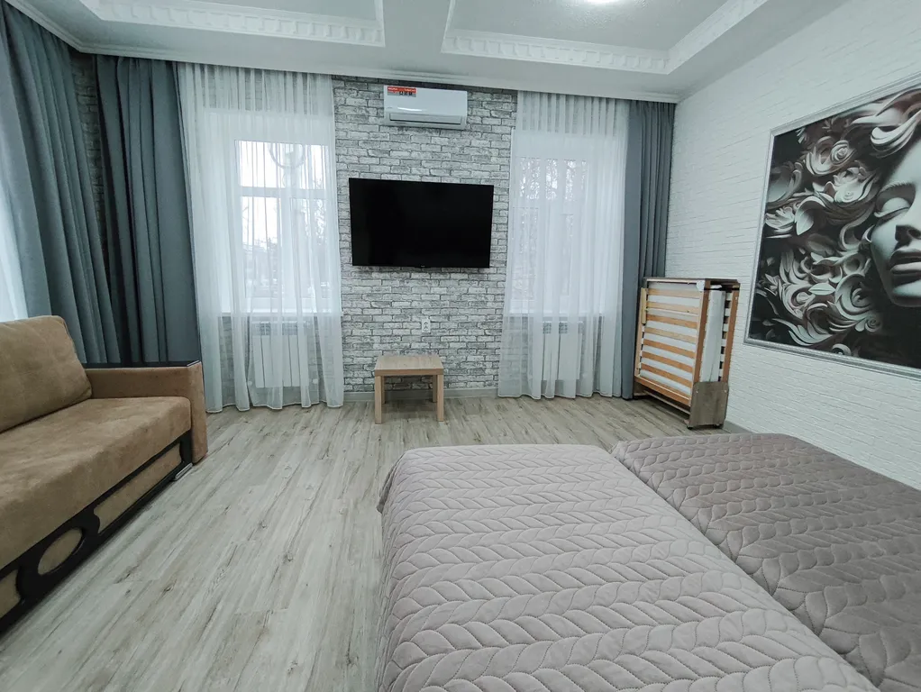 Новая дизайнерская 1-комнатная квартира в центре