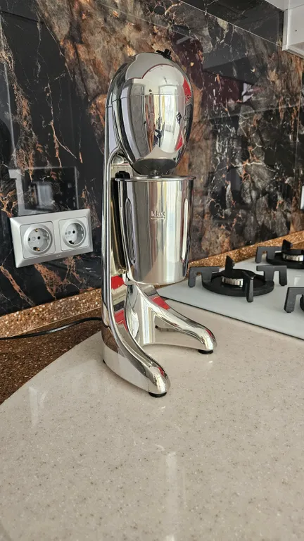 Новая квартира с видом на море в центре