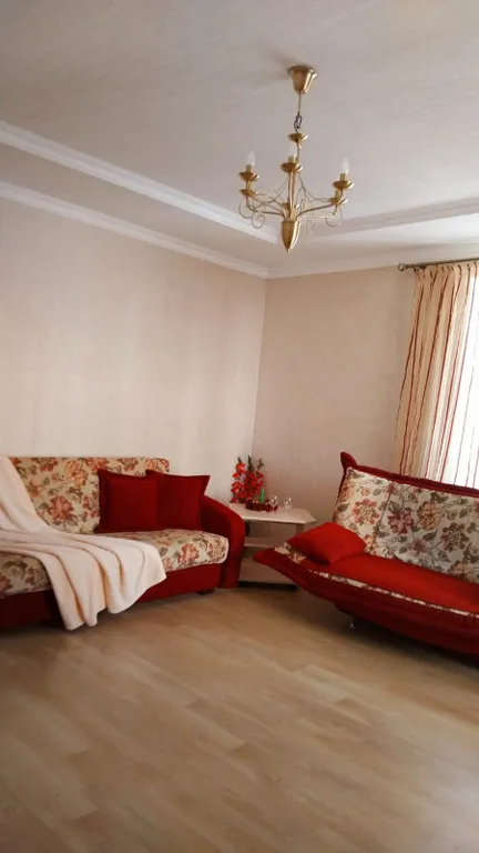 Просторная 2-комнатная квартира в центре