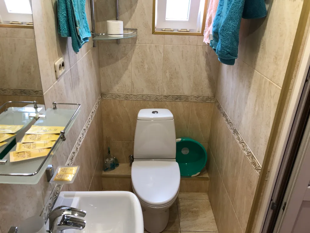 Уютный номер в центре, море - 600 метров