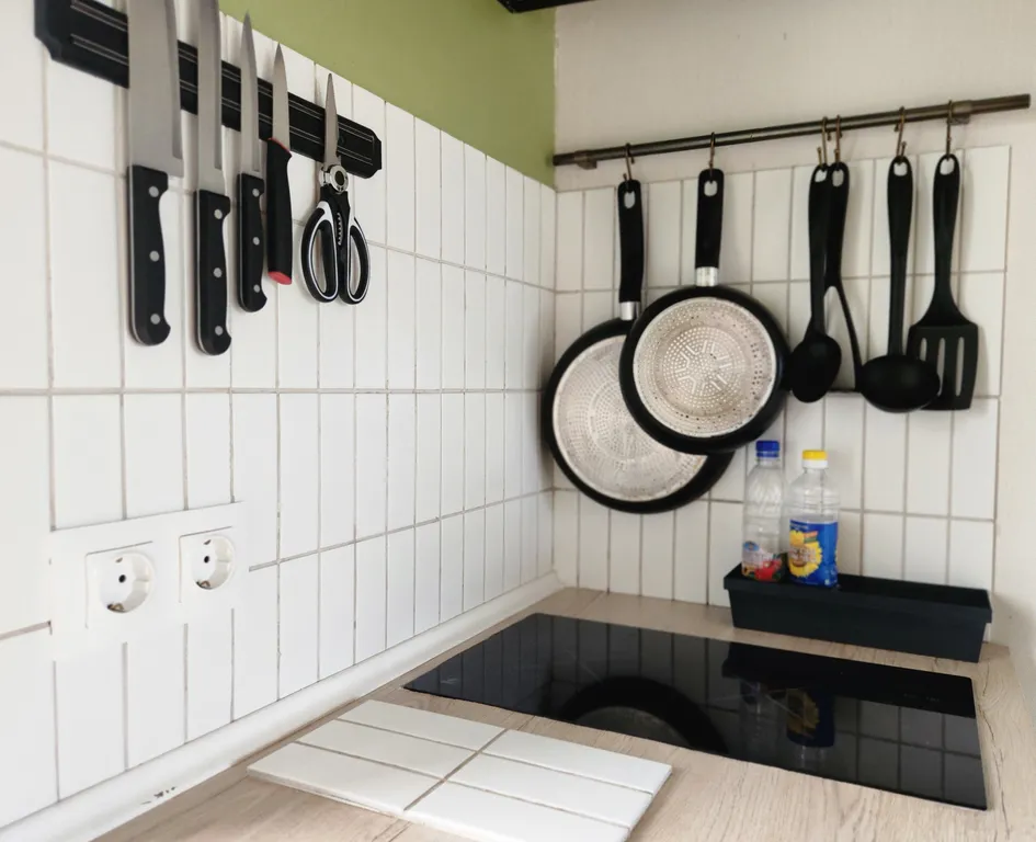 Журавлиный домик на берегу речки