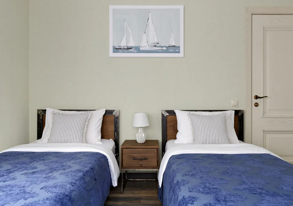 Современный дом в морском стиле с сауной