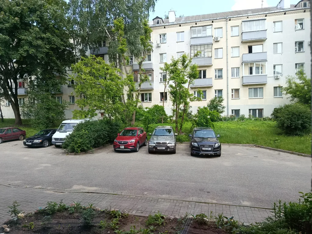 Квартира Уютная 2х комнатная квартира в тихом центре города,недалеко от вокзала — Минск