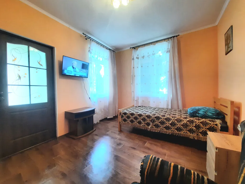 Семейный двухкомнатный номер-полулюкс