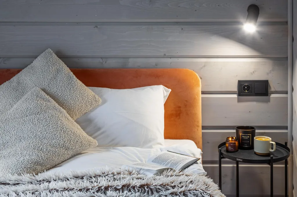 Коттедж Панорамный дом среди зимнего леса рядом с озером — Семеновское