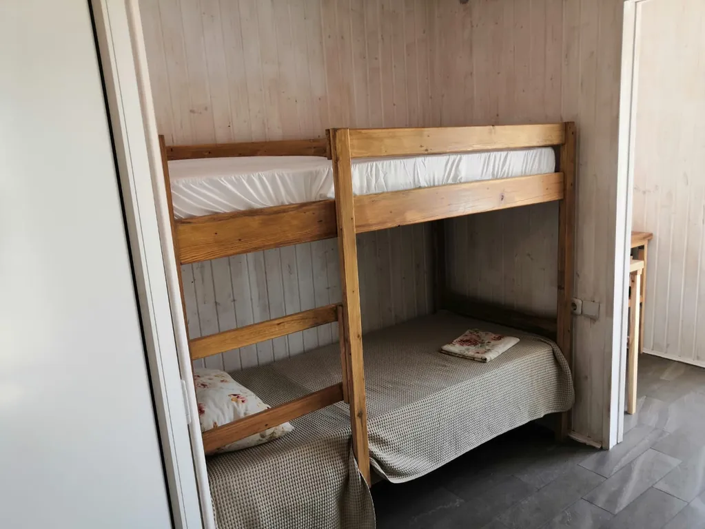 Коттедж 1-комнатный Дом — Кучугуры