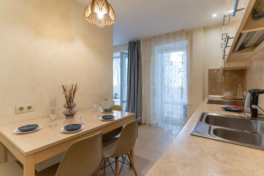 Просторная квартира с гидромассажной ванной и балконом