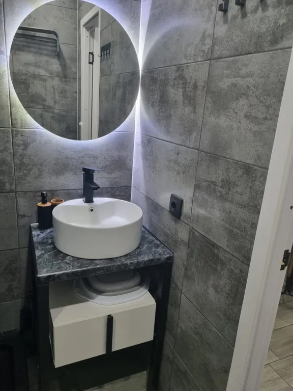 Студия на земле