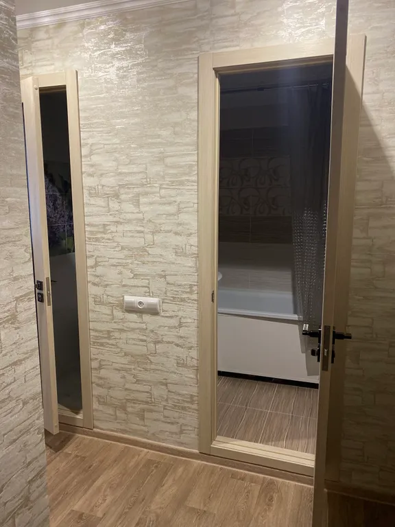 Чистая квартира рядом с парком Нефтехимиков