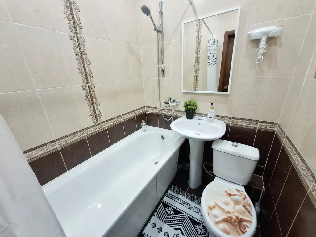 Квартира с центре Нефтяников