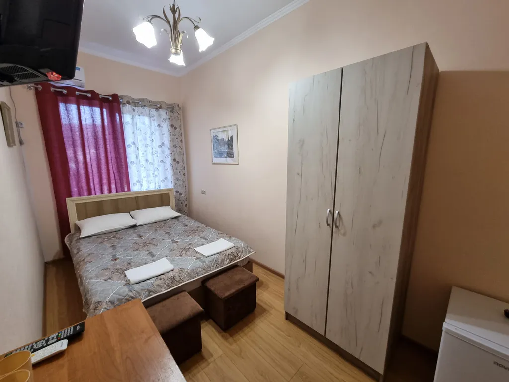 Квартира Двухместный номер с двуспальной кроватью эконом — аренда посуточно в Агой