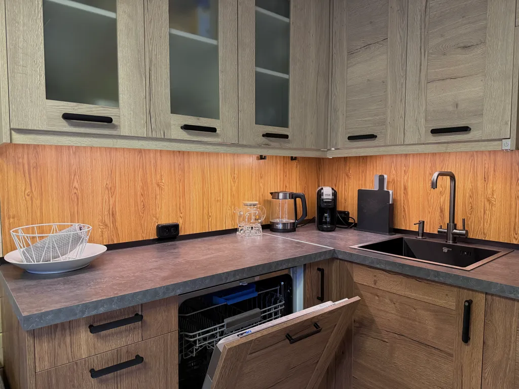 Коттедж Уютный домик в сосновом лесу — Кириши