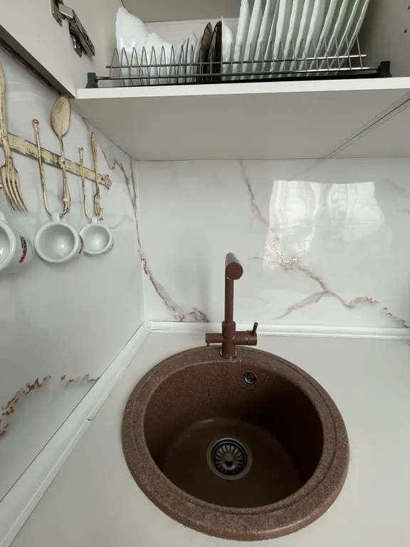 Большая квартира с зонированием и с видом на лес