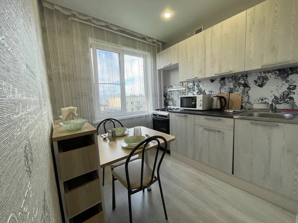 2‑комн. квартира рядом с Долиной уюта на ул. Олега Кошевого, 14к2