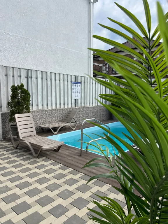 6-комнатный Дом