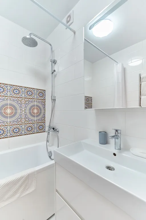 Стильная трехкомнатная квартира в Северном парке