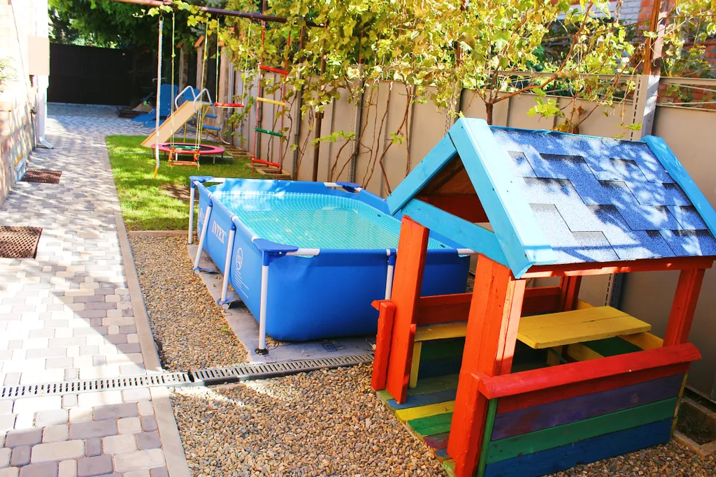 Коттедж у моря, детская территория, костровая чаша, до 11 человек.