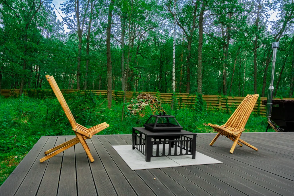 Глэмпинг в лесу