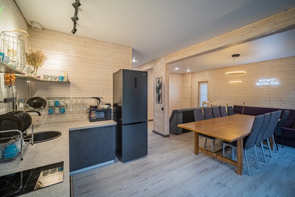 Уютный барн хаус с большими панорамными окнами Барн 4