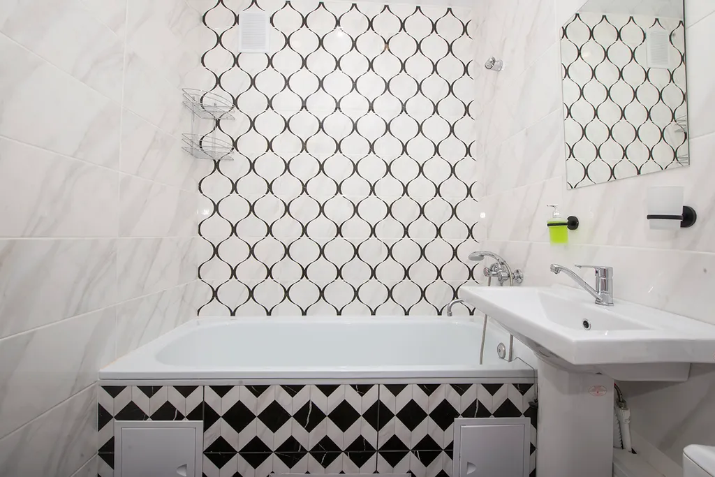 Евродвушка у Ледового дворца, стадиона Локомотив и вокзала