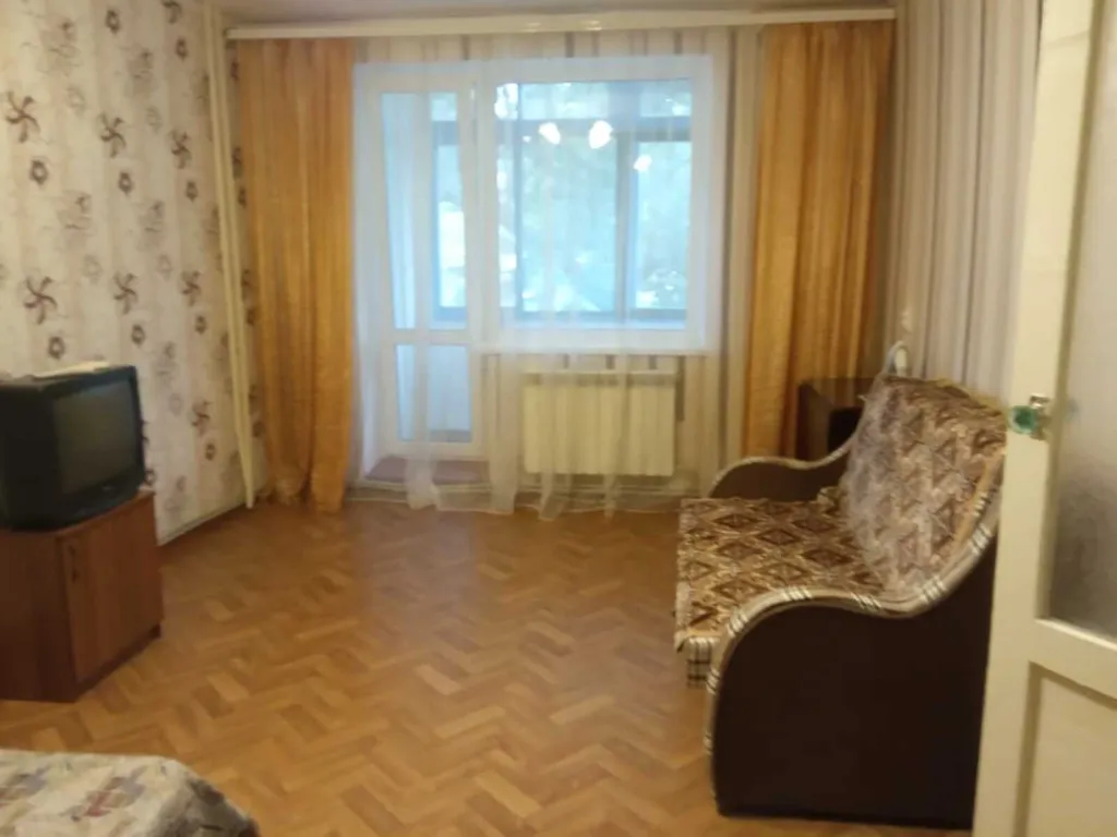 Квартира 1-комнатная Квартира — Евпатория