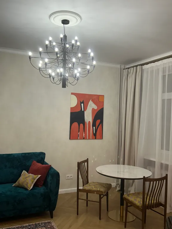 Уникальная видовая 2-комнатная студия в историческом центре