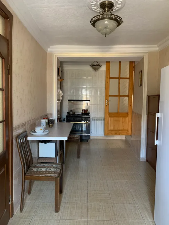 Комната в частном доме с верандой, вход отдельный, свой выход в сад.