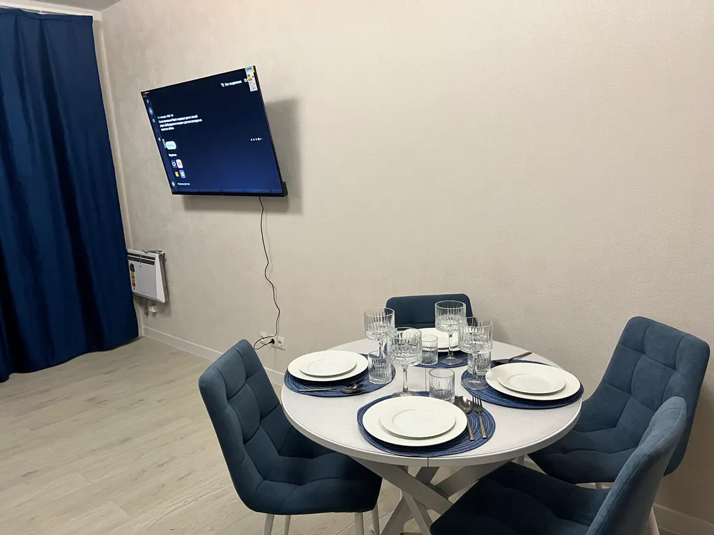 Евродвухкомнатная с видом на горы и бассейн