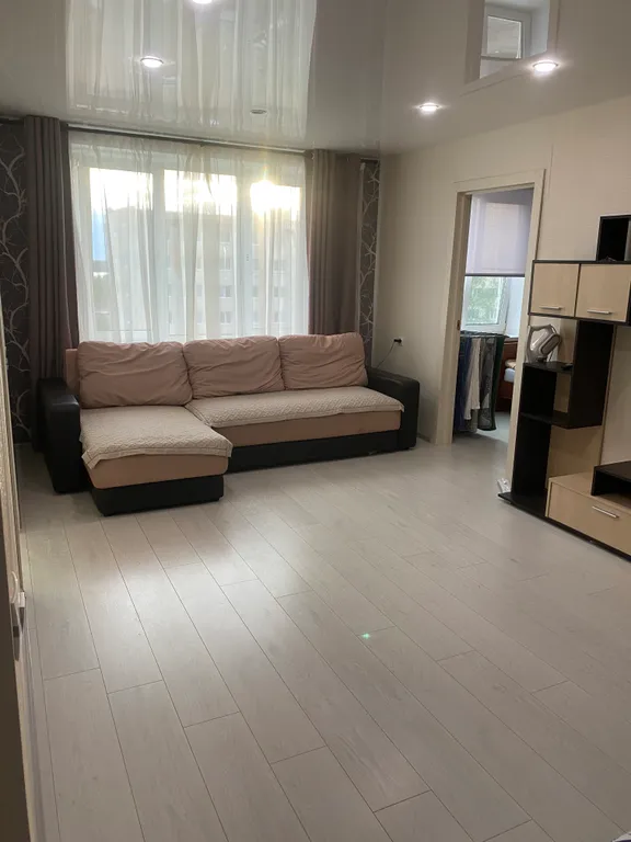 Двухкомнатная, светлая квартира в центре города — аренда посуточно в Питкяранта