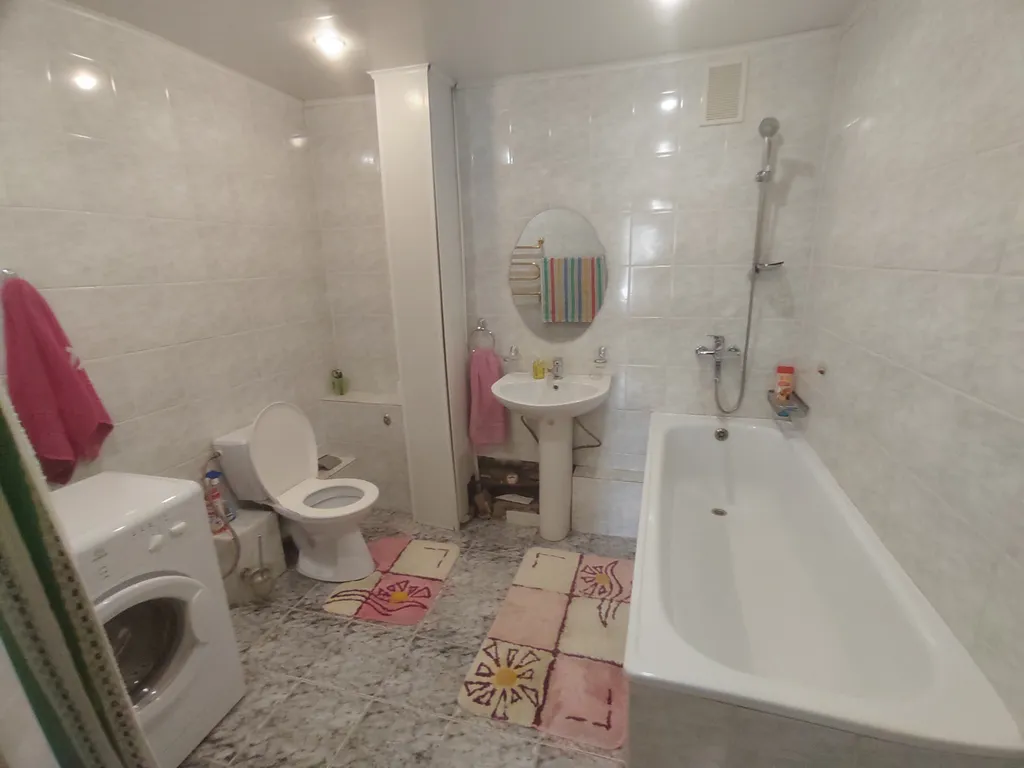 Квартира 3-комнатная Квартира — Лабинск