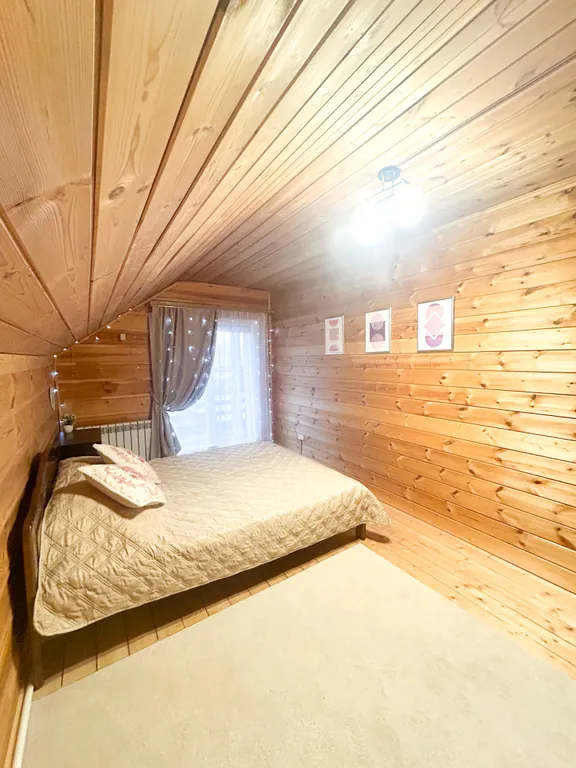 Дом с баней и бассейном