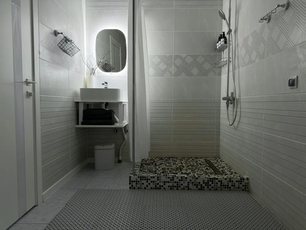 Уютный дом с бассейном и баней для отдыха, семейных праздников