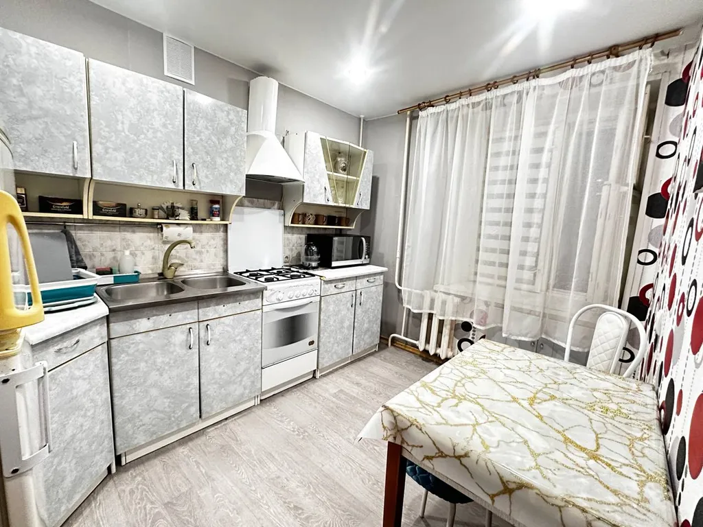 Квартира в районе площади победы