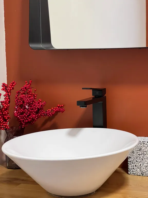 Дом с видом на озеро около горнолыжного комплекса