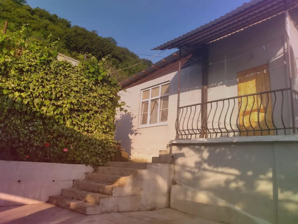 Квартира Квартира Люкс в частном секторе с кухней — Гагра