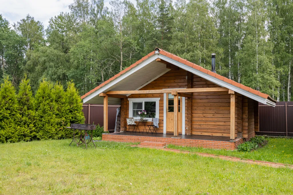 Коттедж Загородный дом на новогодние праздники с баней — им. Морозова