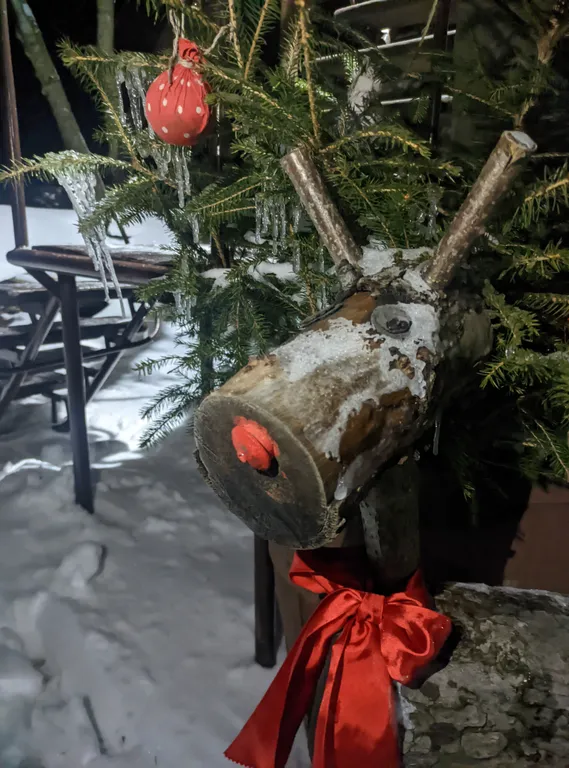 Агроусадьба в хуторской тиши с камином, сеновалом и сном на пчелах