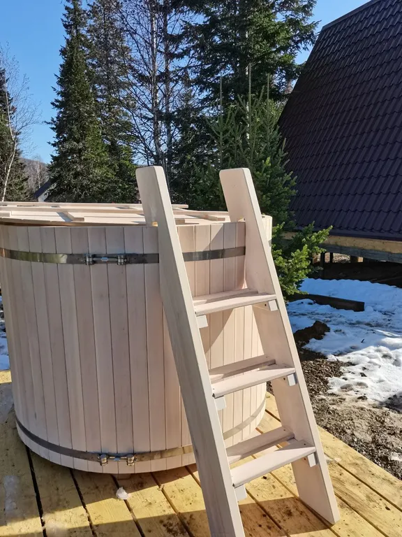 Новый уютный дом из профилированного бруса в кедровом лесу