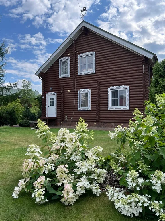 Дом у соснового леса